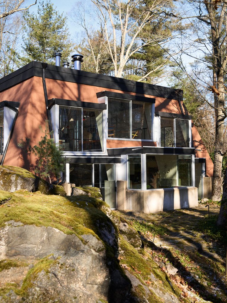 The Richard Barna House Bedford, New York Designed by John M. Johansen