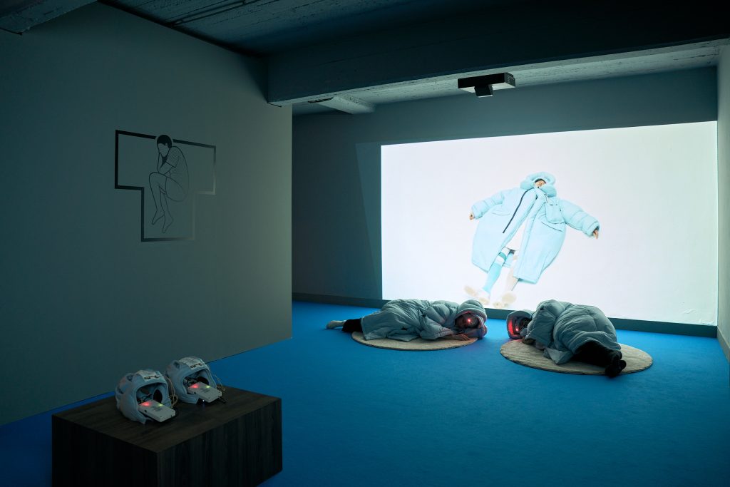 ZZZN Sleep Apparel System by Lorenzo Bacci
